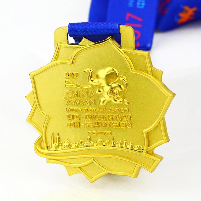 Metal Marathon Medal Hanger