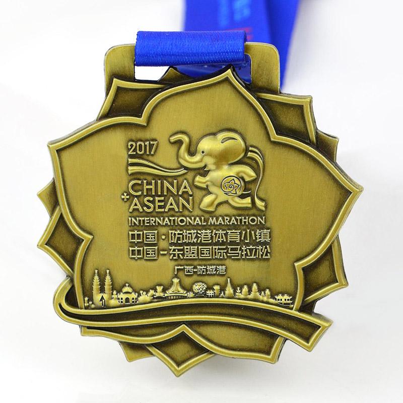 Metal Marathon Medal Hanger