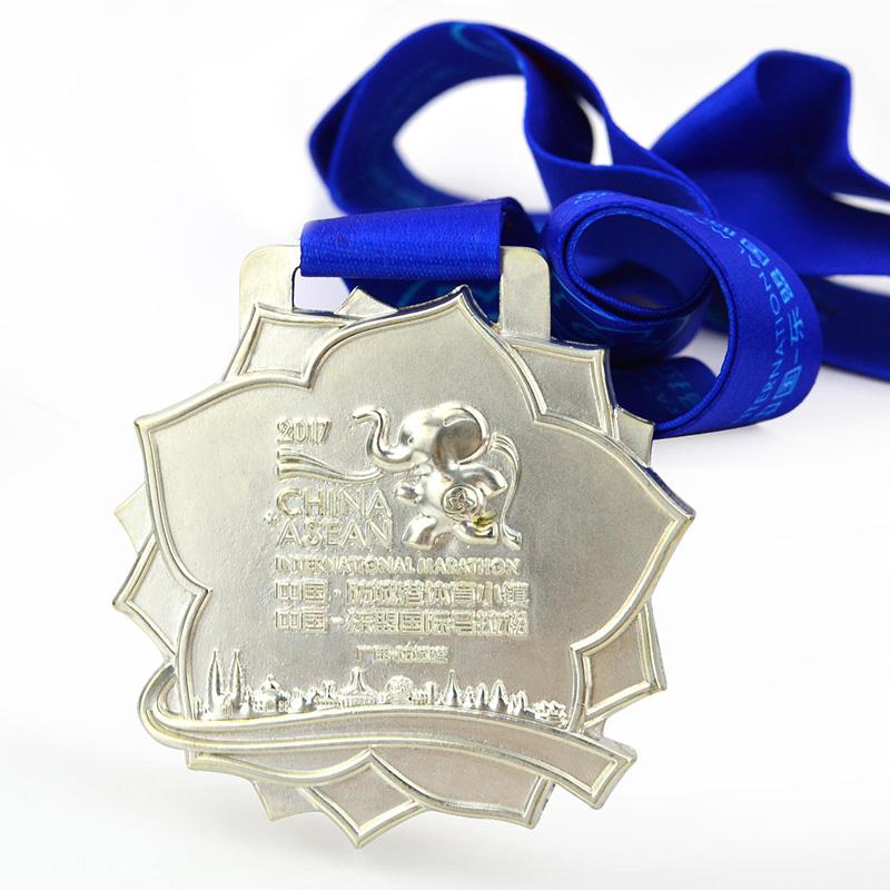 Factory Custom Sports Medal Blank Metal Marathon Medal Hanger