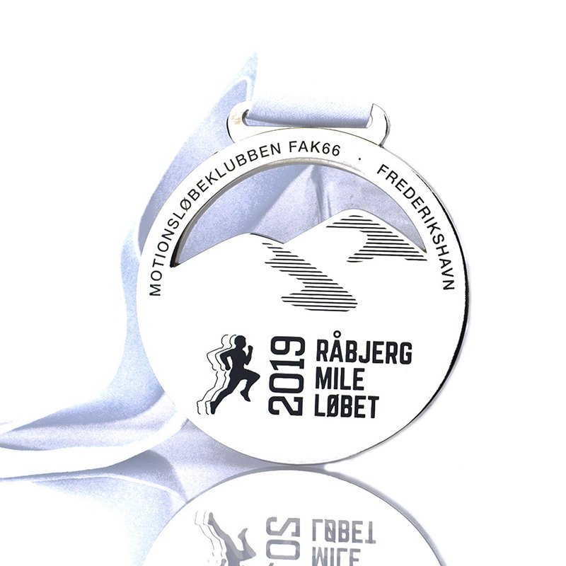 Cut Out Logo Enamel Running Medal Custom Cheap Sports Medals