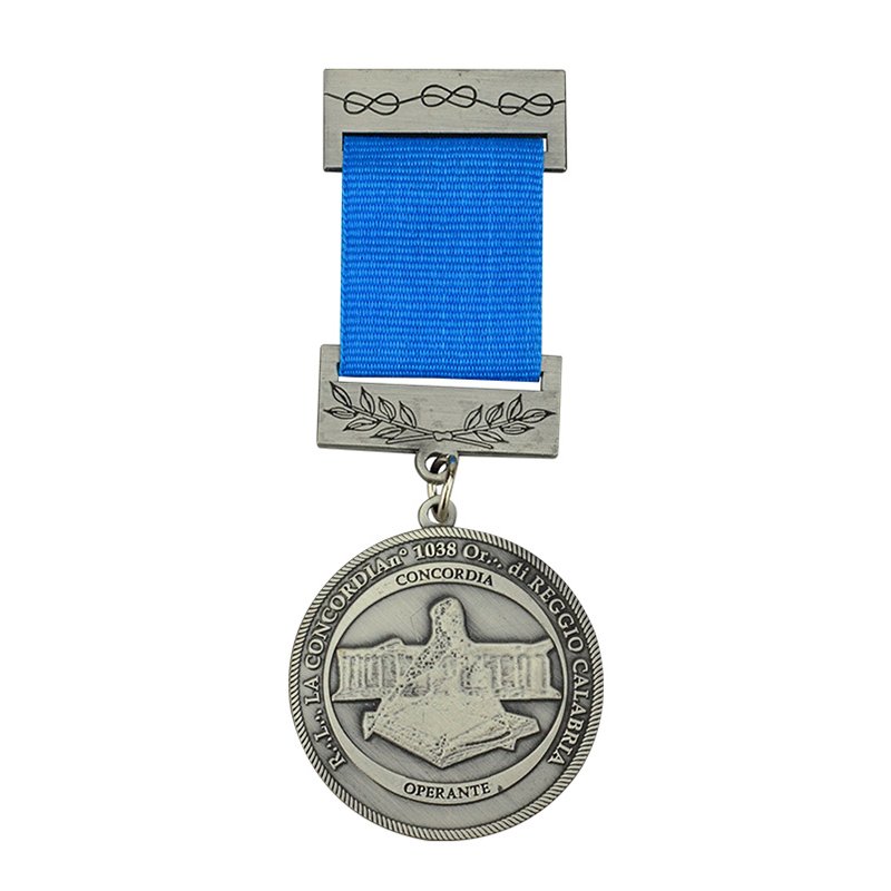 Army Achievement Medal Metal Military Medallion With Lanyard Medals