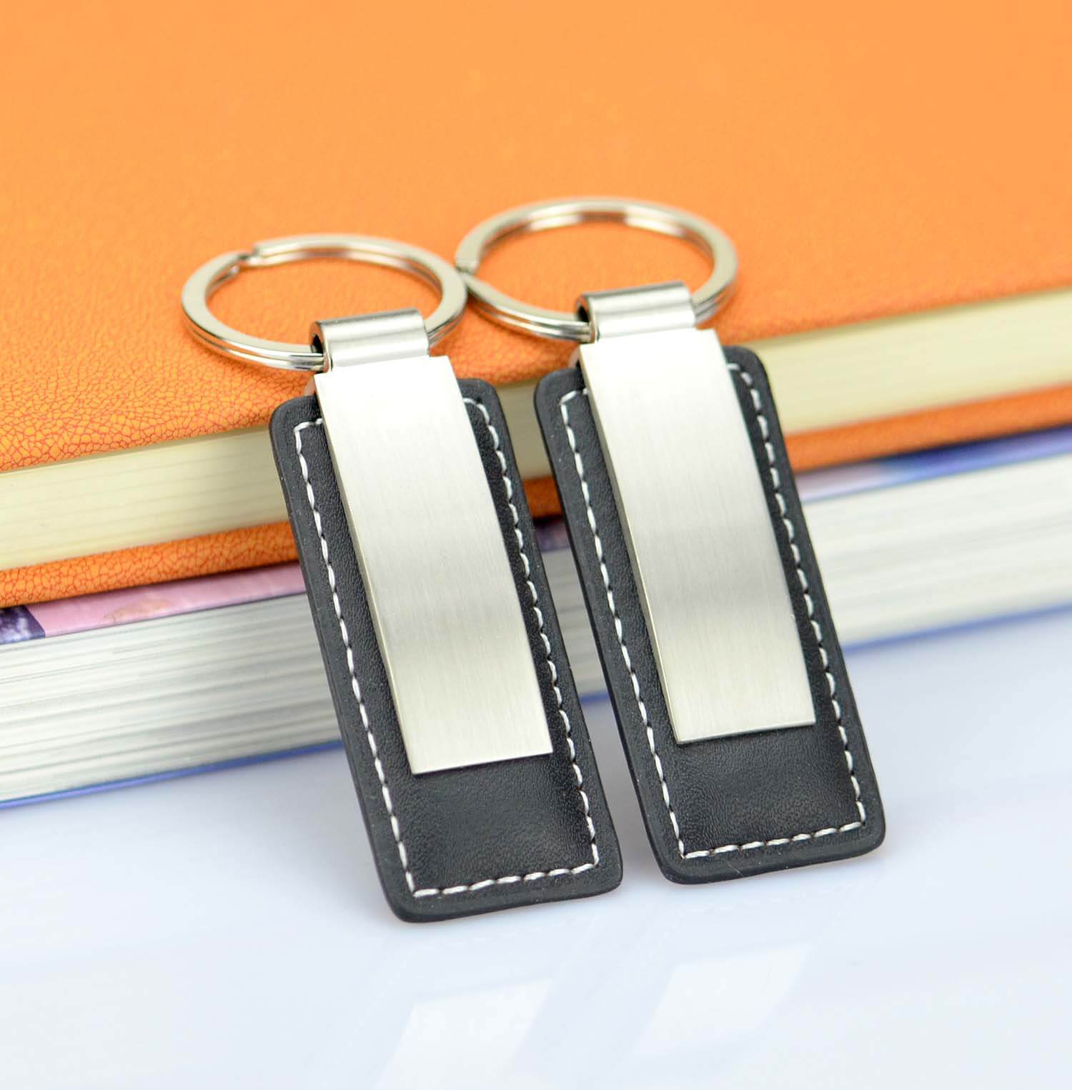 Wholesale Custom Blank Leather Keychain Key Chain Gifts Logo Keychain