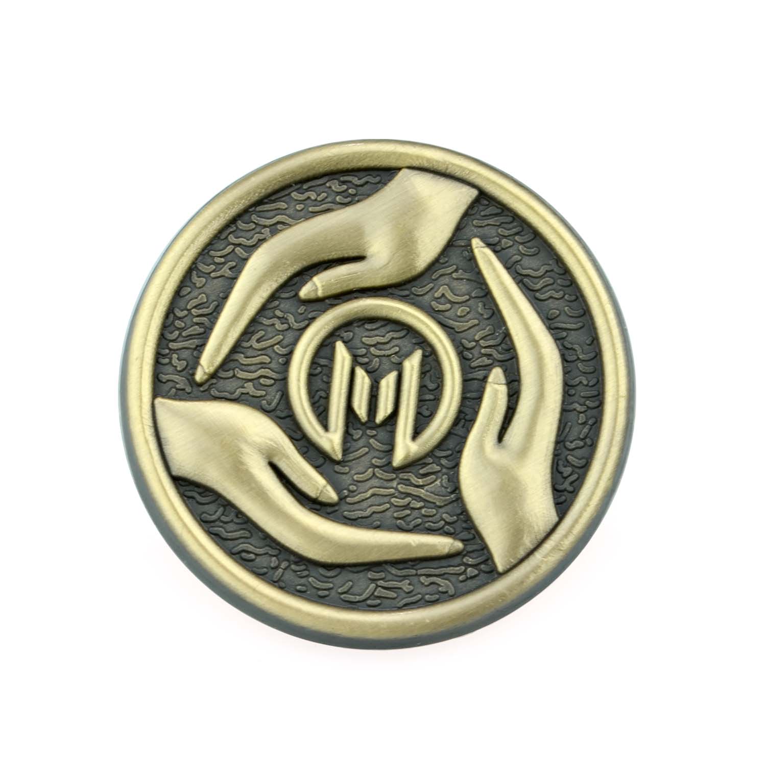 Wholesale Custom No Minimum Beautifully Decorated Gifts Enamel Pin Metal Cute Pin Badge