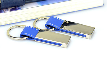 Wholesale Personalized Keyring PU Leather Holder Keychains With Logo