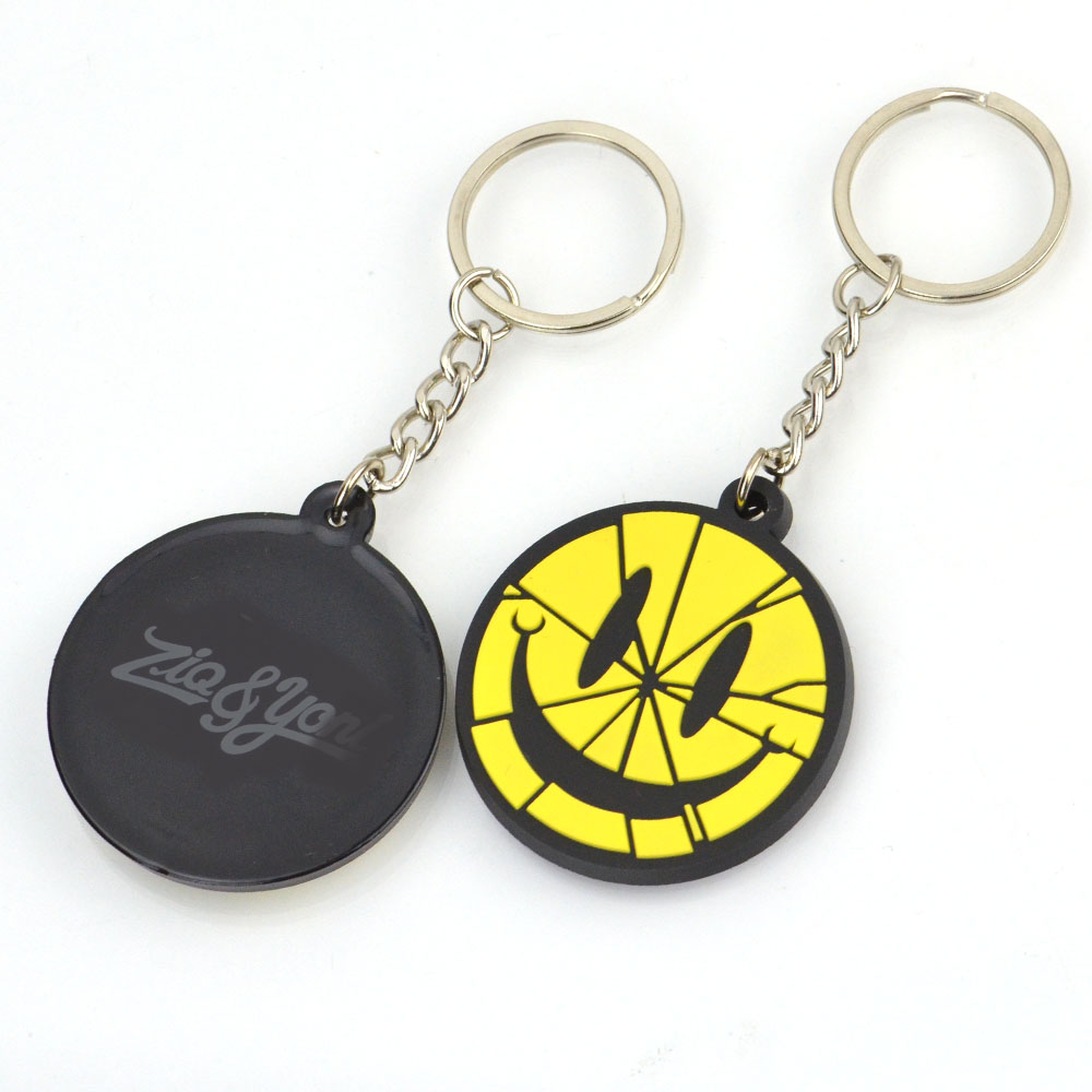 No Minimum Personalized Smiley Face Rubber Keychains PVC Keyring Cartoon Gift