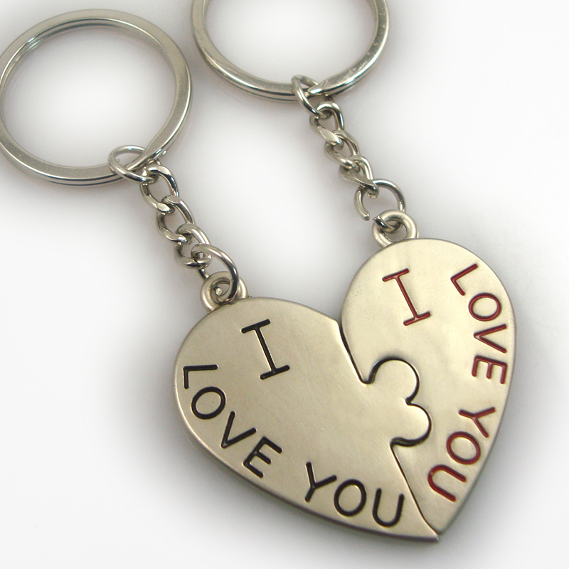 Wholesale Creative Heart Love Puzzle Couple Keychains Metal Double Key Ring