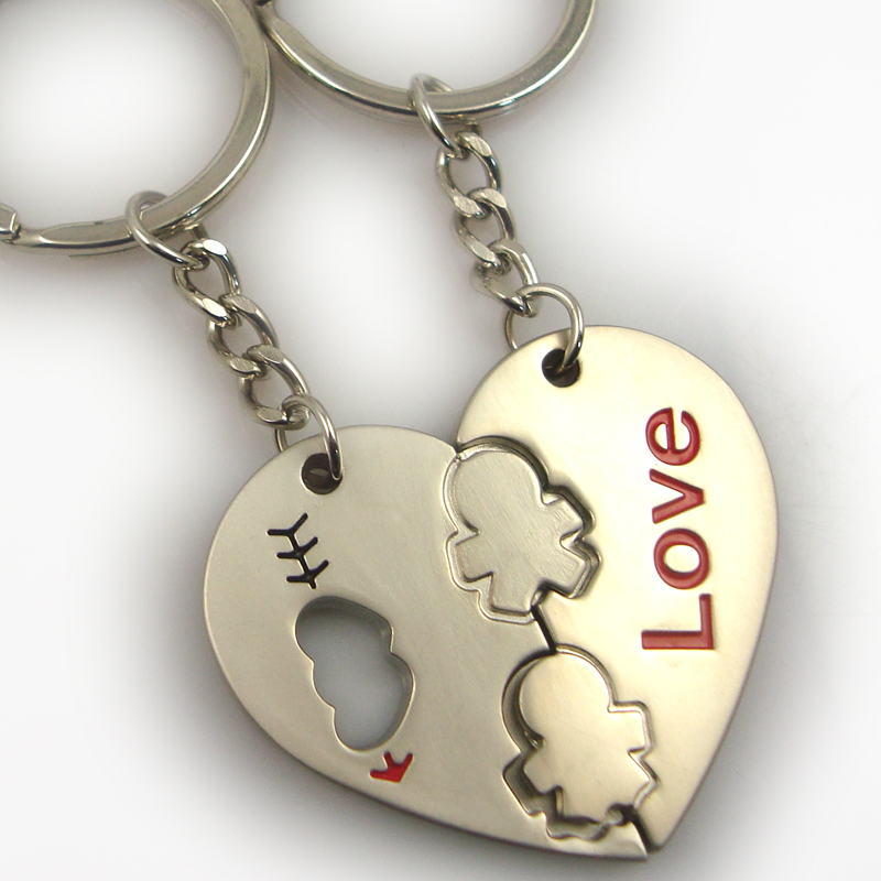 Wholesale Creative Heart Love Puzzle Couple Keychains Metal Double Key Ring