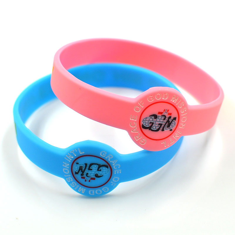 OEM Fashion Silicone Bracelets Rubber Wrist Bands Promotional Gifts