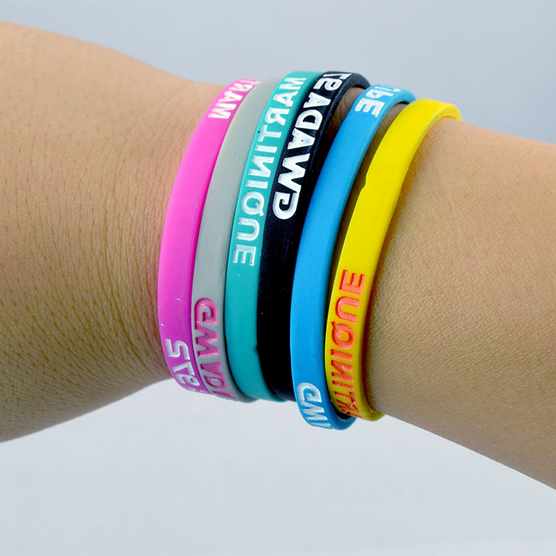 Wholesale Handmade Colored Thin Bracelets Rubber Wrist Bands For Women