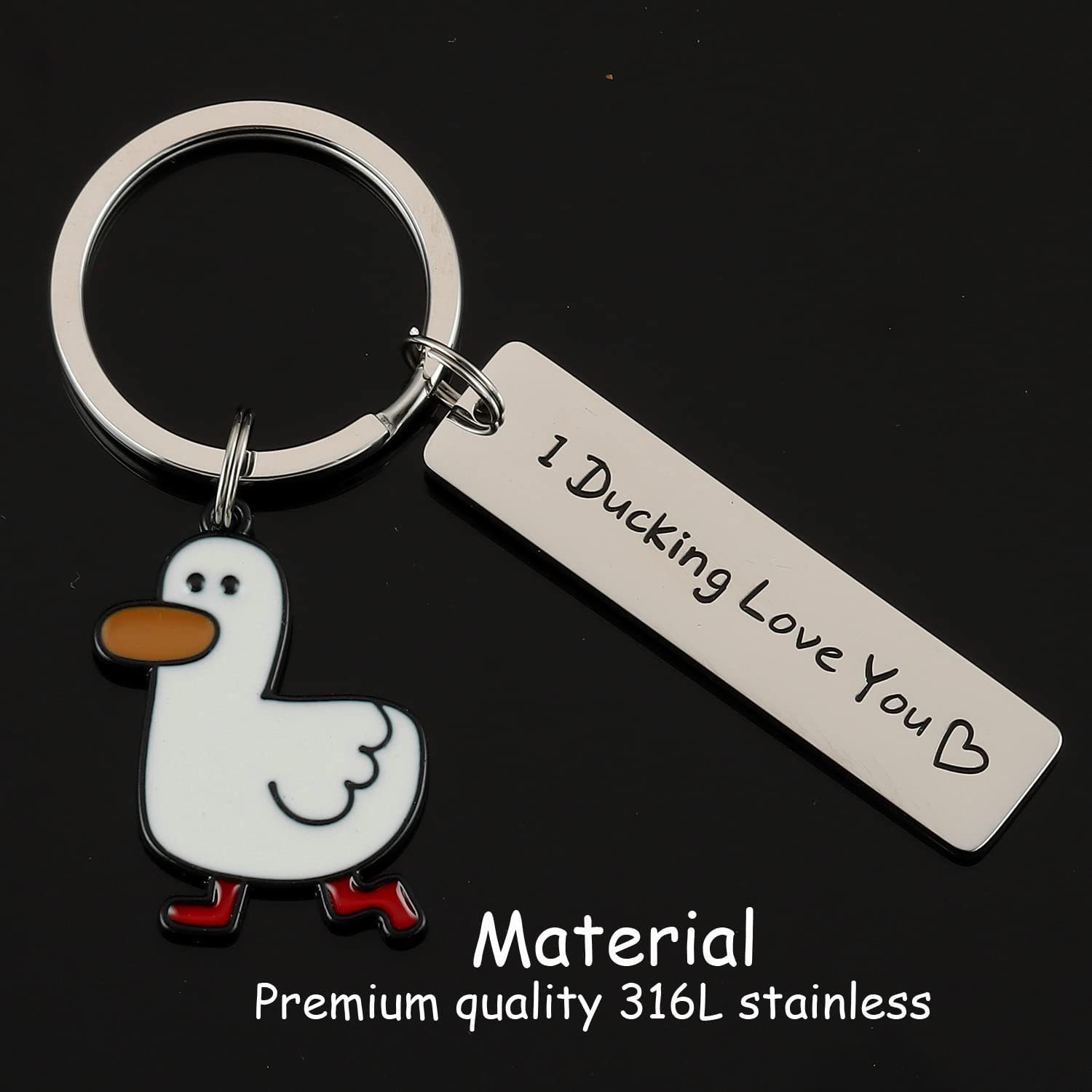 Wholesale Creative Stainless Steel Little Duck Keychain Cute Pet Duck Student Backpack Pendant Promotional Keychains Carabiners