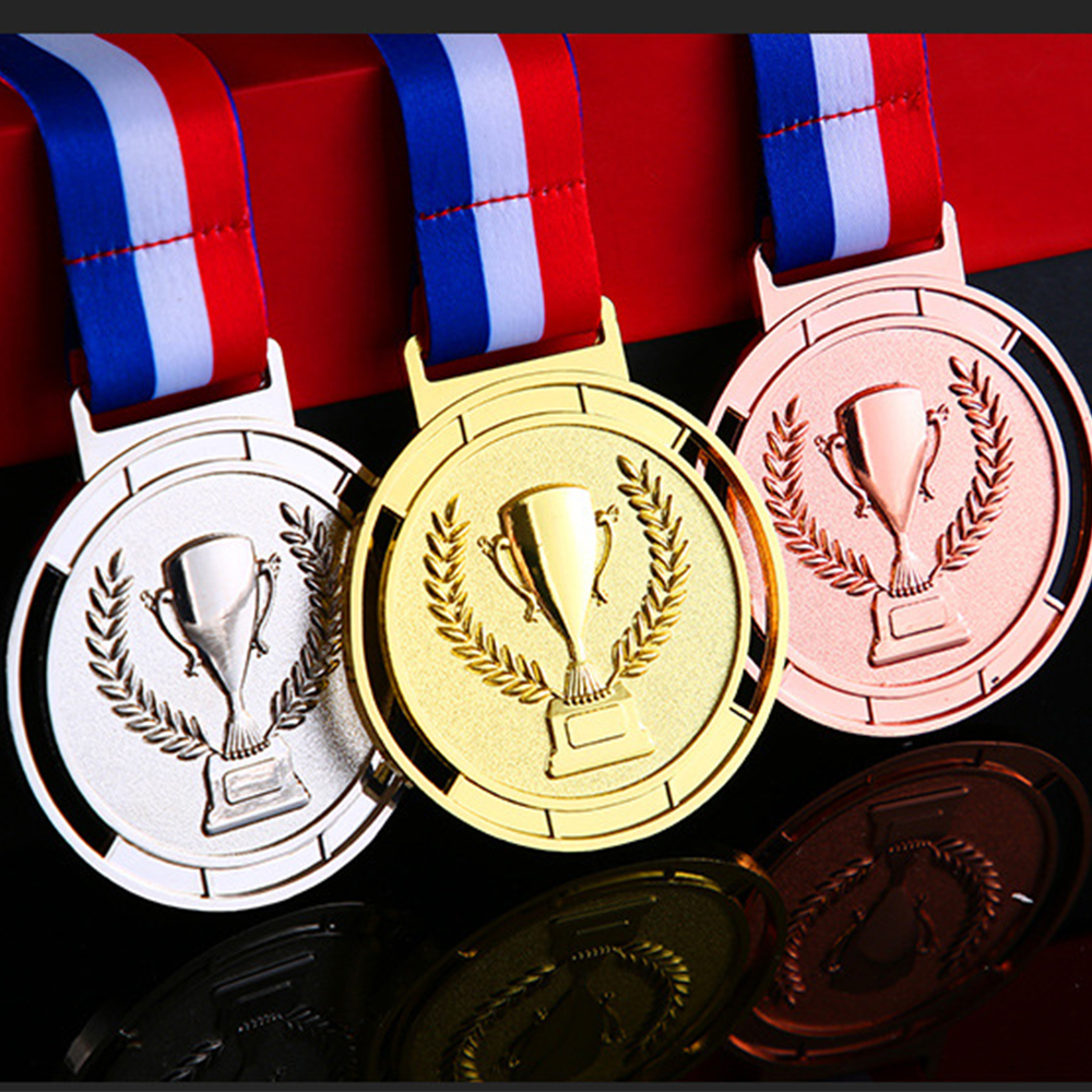 Manufacturer Custom Trophy and Running Cycling Metal Medal Judo Holder Sports Medals