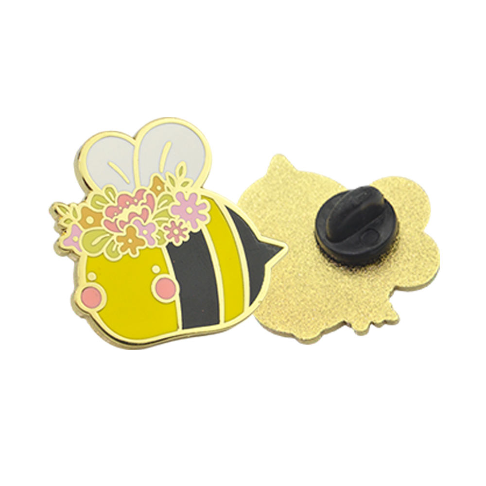 Wholesale Custom Metal Enamel Pins 2/3D Painted Cartoon Animal Fashion Design Die Cutting Printing Pin Badges