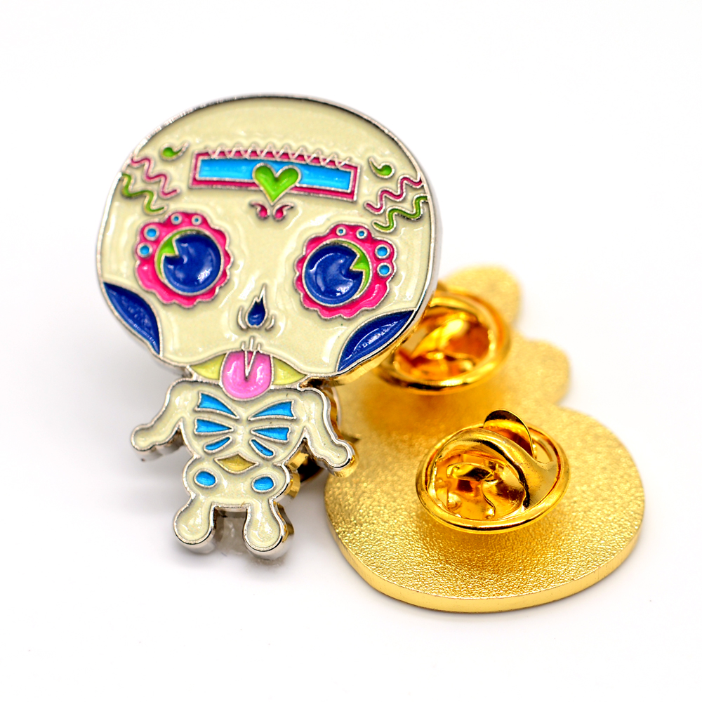 Manufacturing New Products Wholesale Adorable Enamel Pin Animal Badge Metal Crafts Glitter Lapel Pins