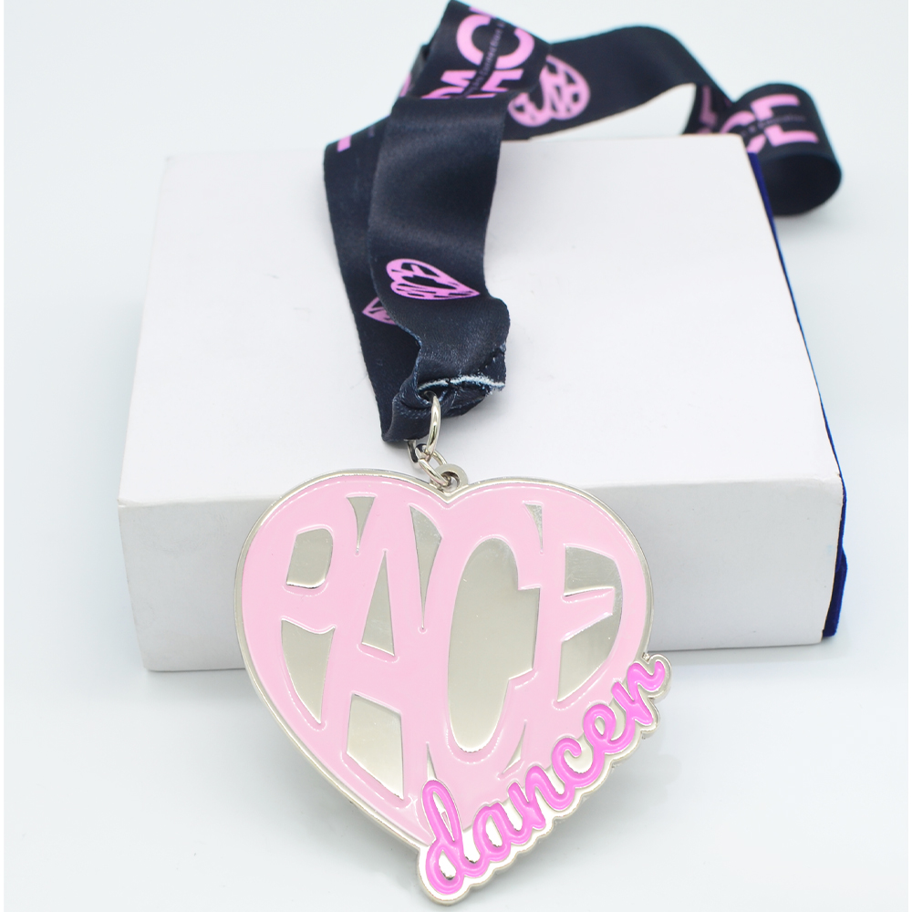 Free Design Custom Logo Medals Cheap Zinc Alloy 2/3d Marathon Medal Sports Metal Soccer Medal with Ribbon for Advertising