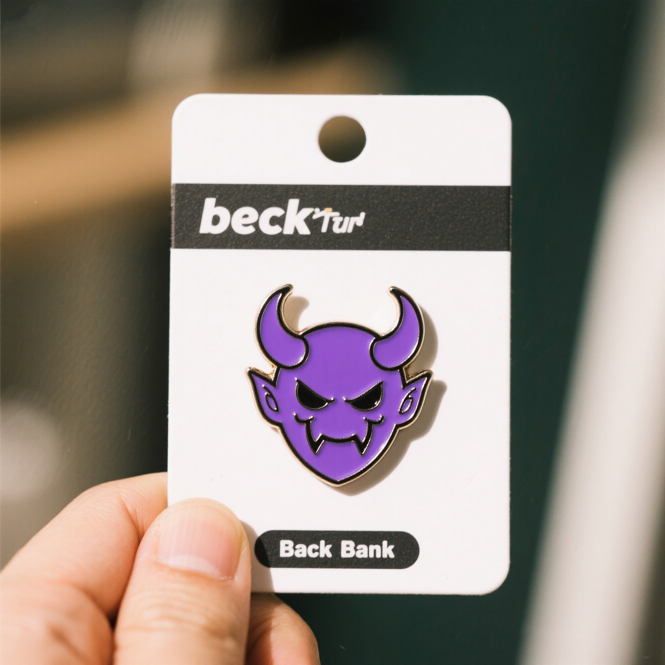 Promotional Custom Metal Lapel Pins with Antique Imitation & Modern Designs Gravure Printing Hard Soft Enamel Finish detail image 4