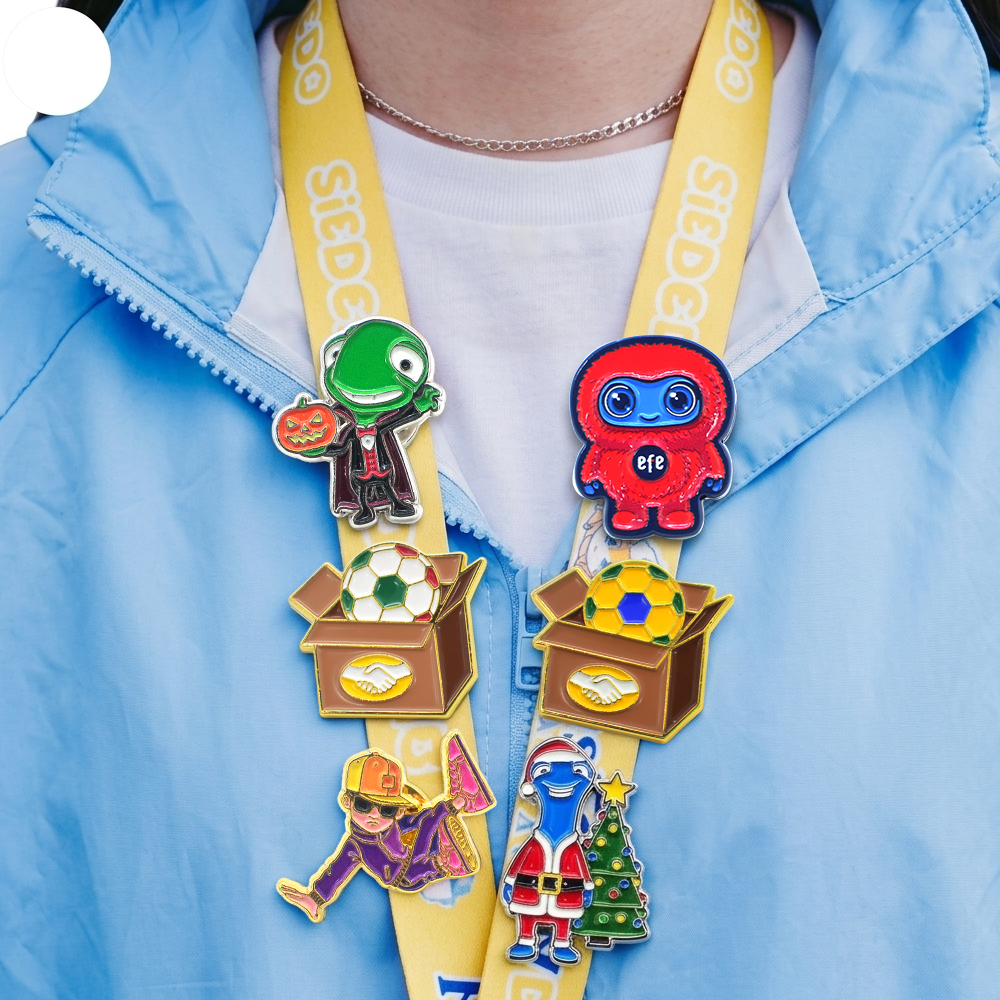 OEM ODM Wholesale Cartoon Anime Soft Hard Metal Lapel Pins Custom Badges Enamel Pin detail image 8